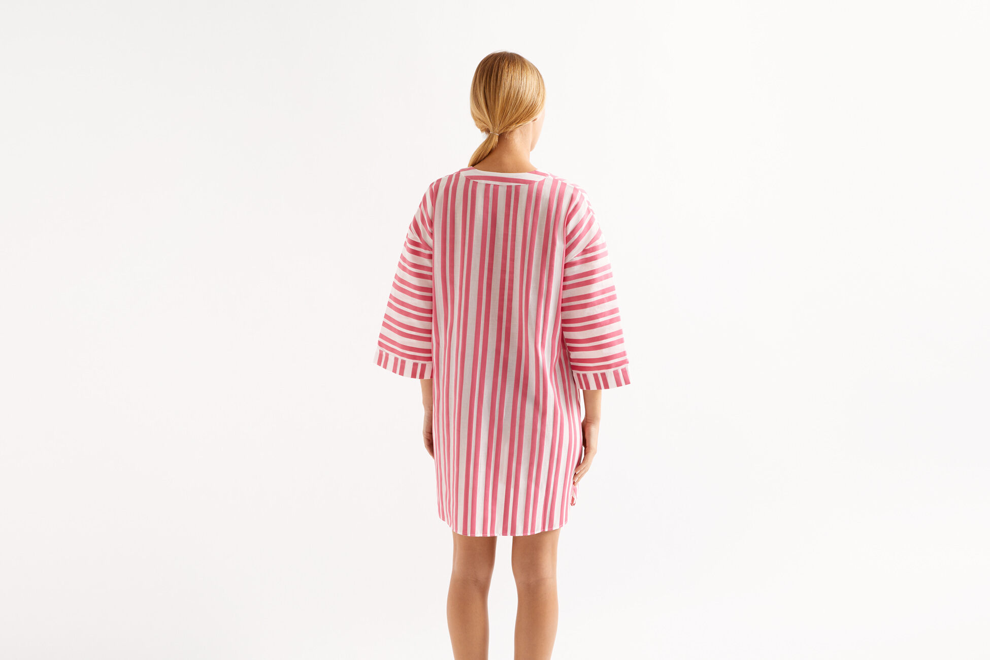 Amor Short tunic standard view NaN