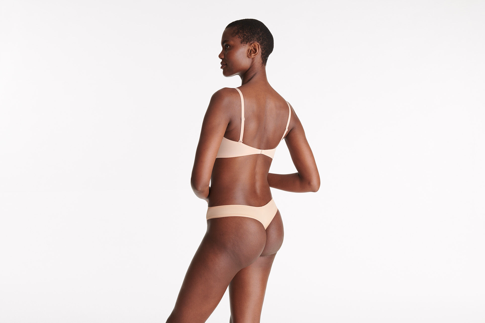 Mika Soyeuse Tanga standard view �