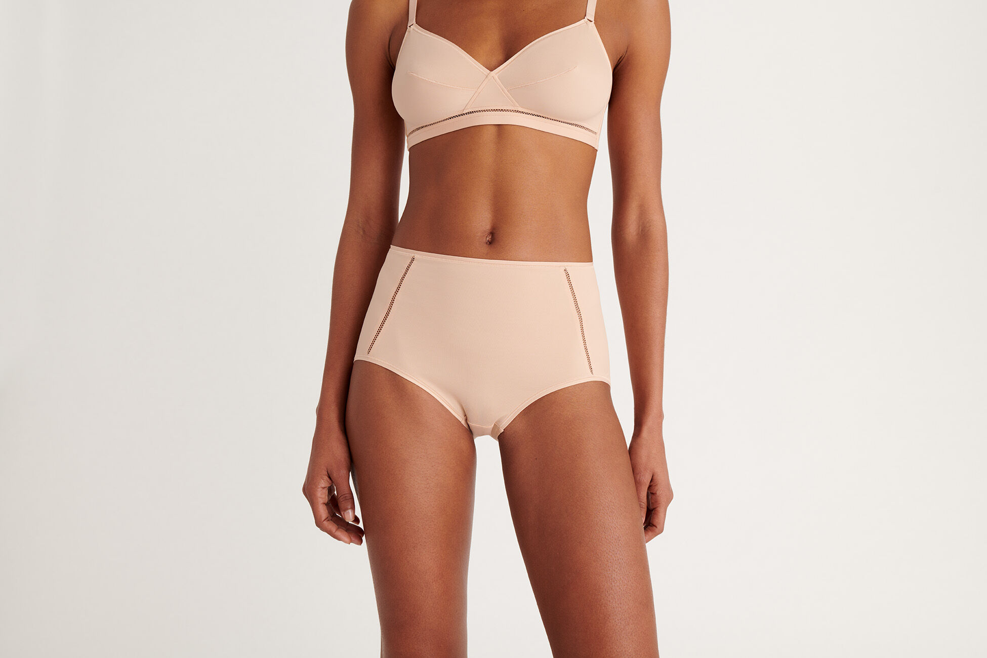 Brina High-waisted briefs standard view NaN