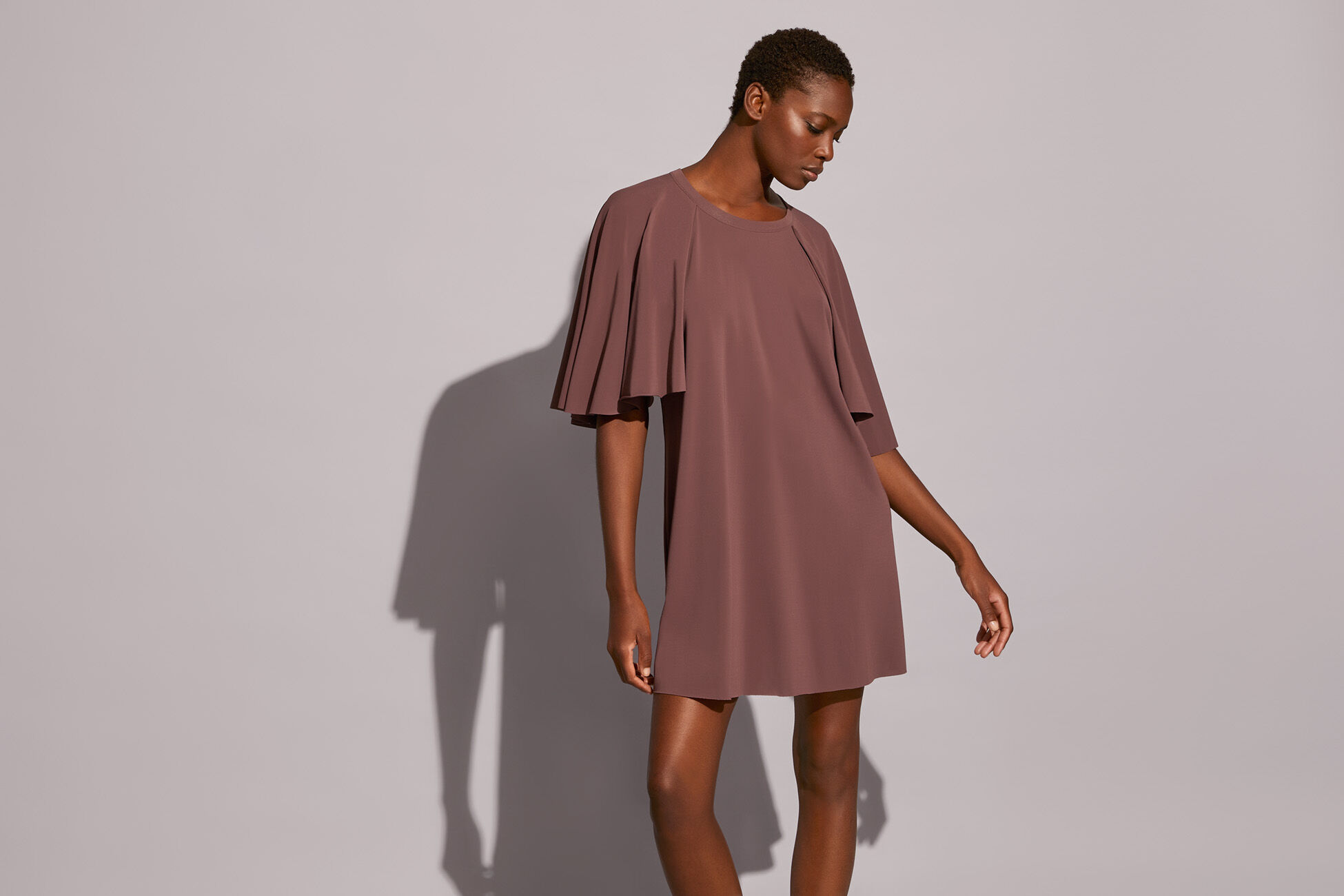 Lina Short dress standard view �