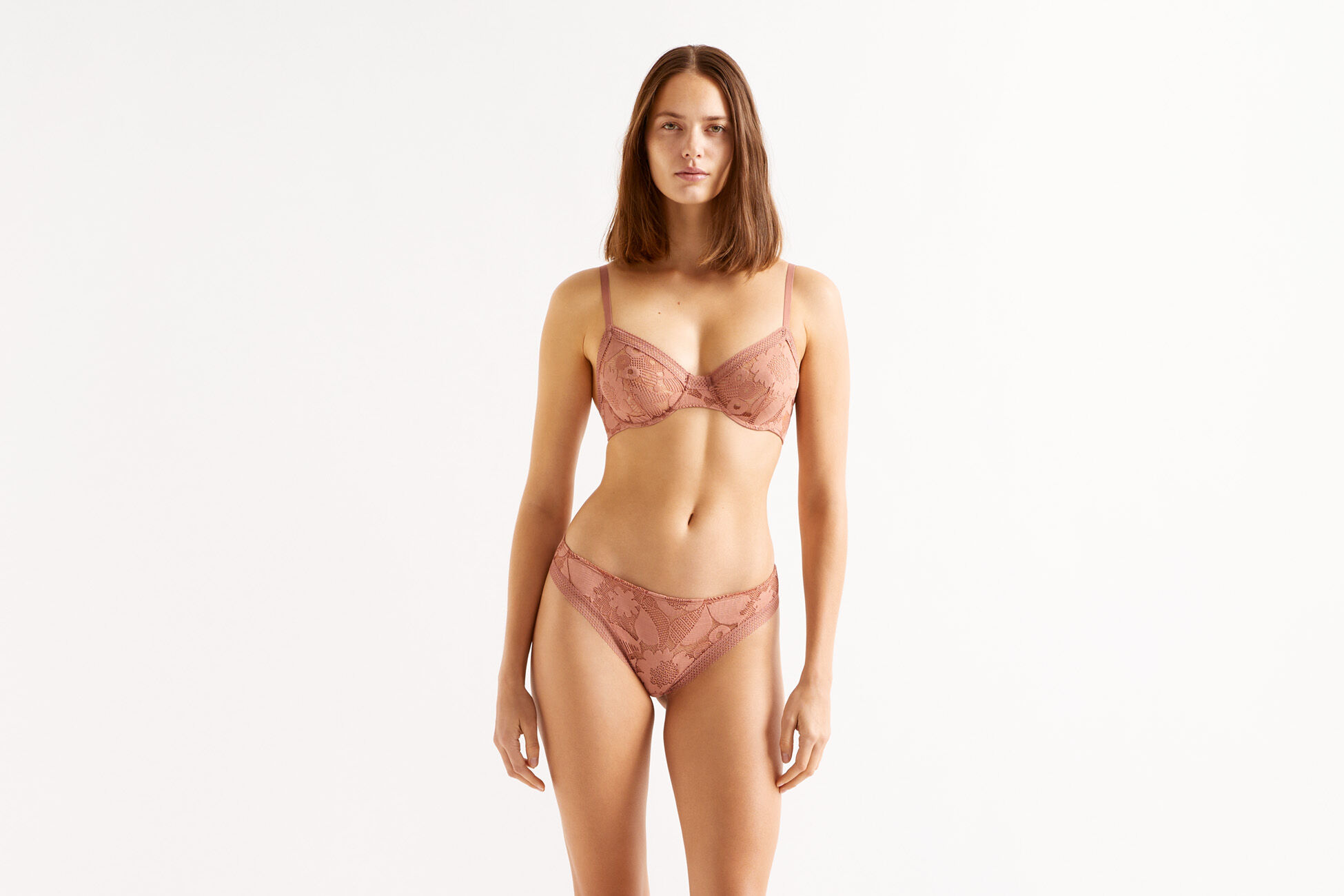 Voile Tanga standard view �