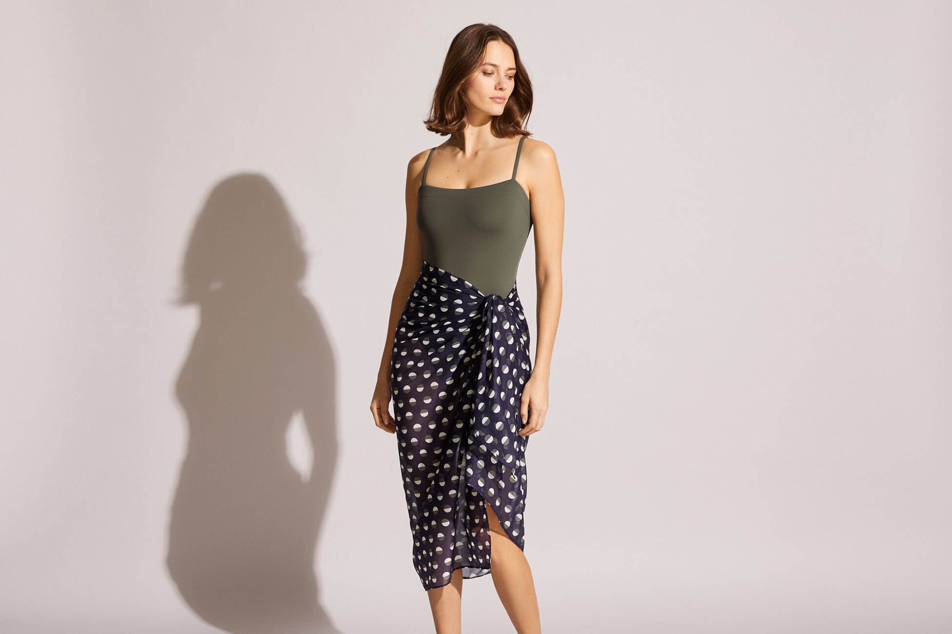 Pluton Sarong standard view �