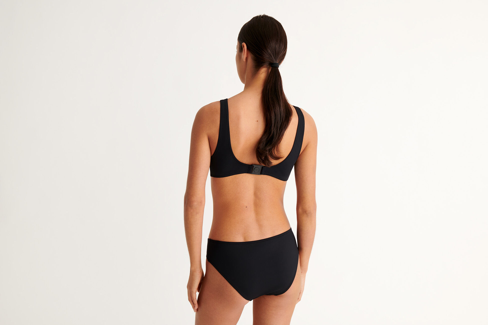 Papeete Triangle standard view �