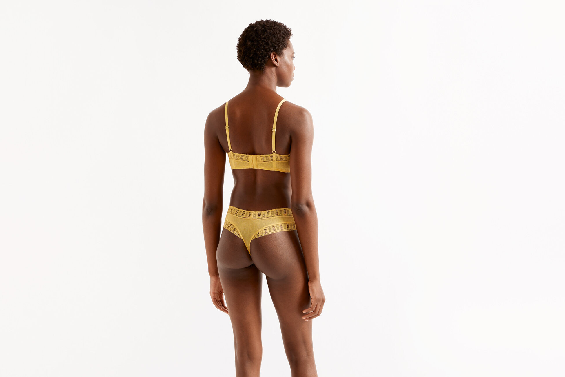 Nuageux Tanga vue standard NaN