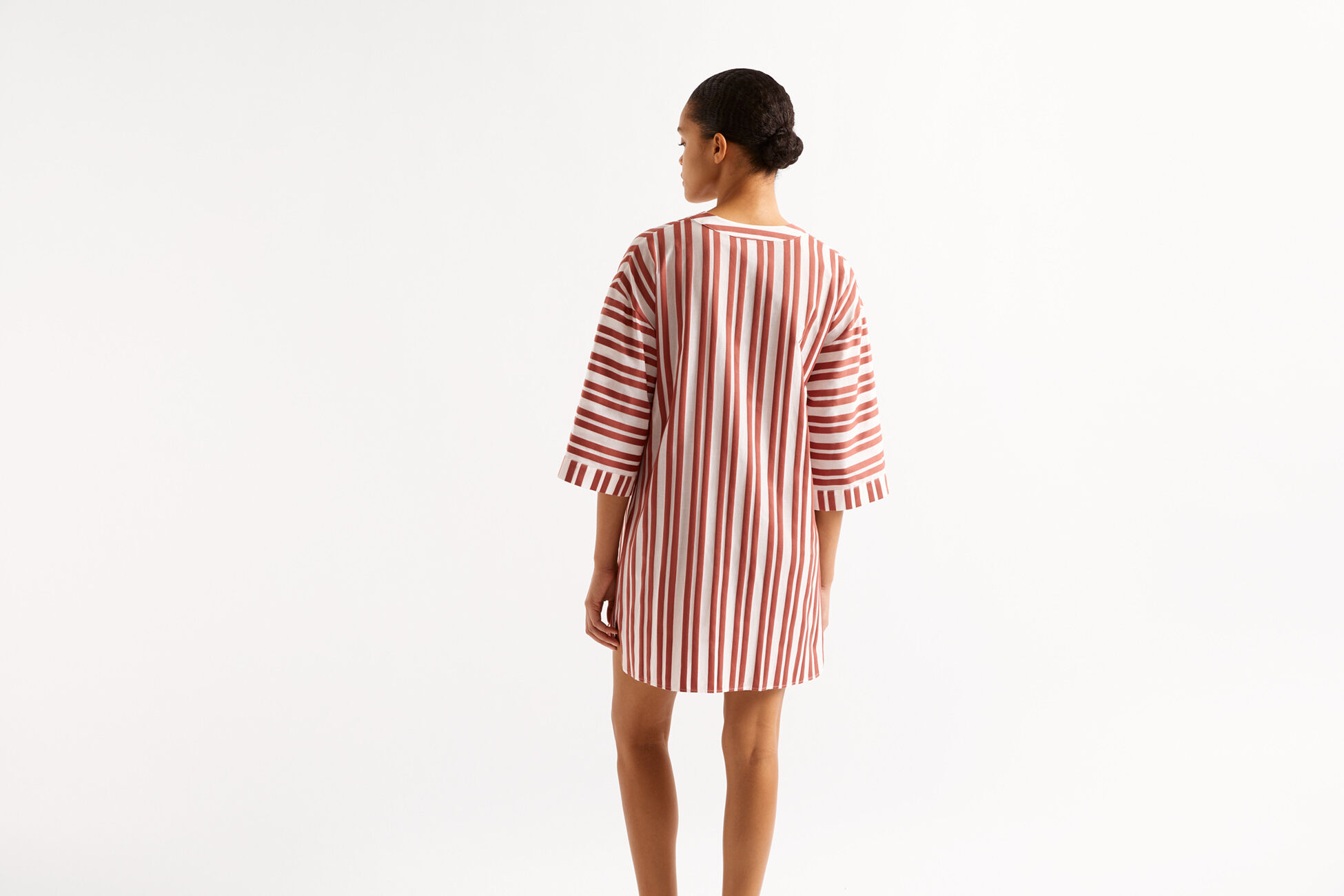 Amor Short tunic standard view NaN