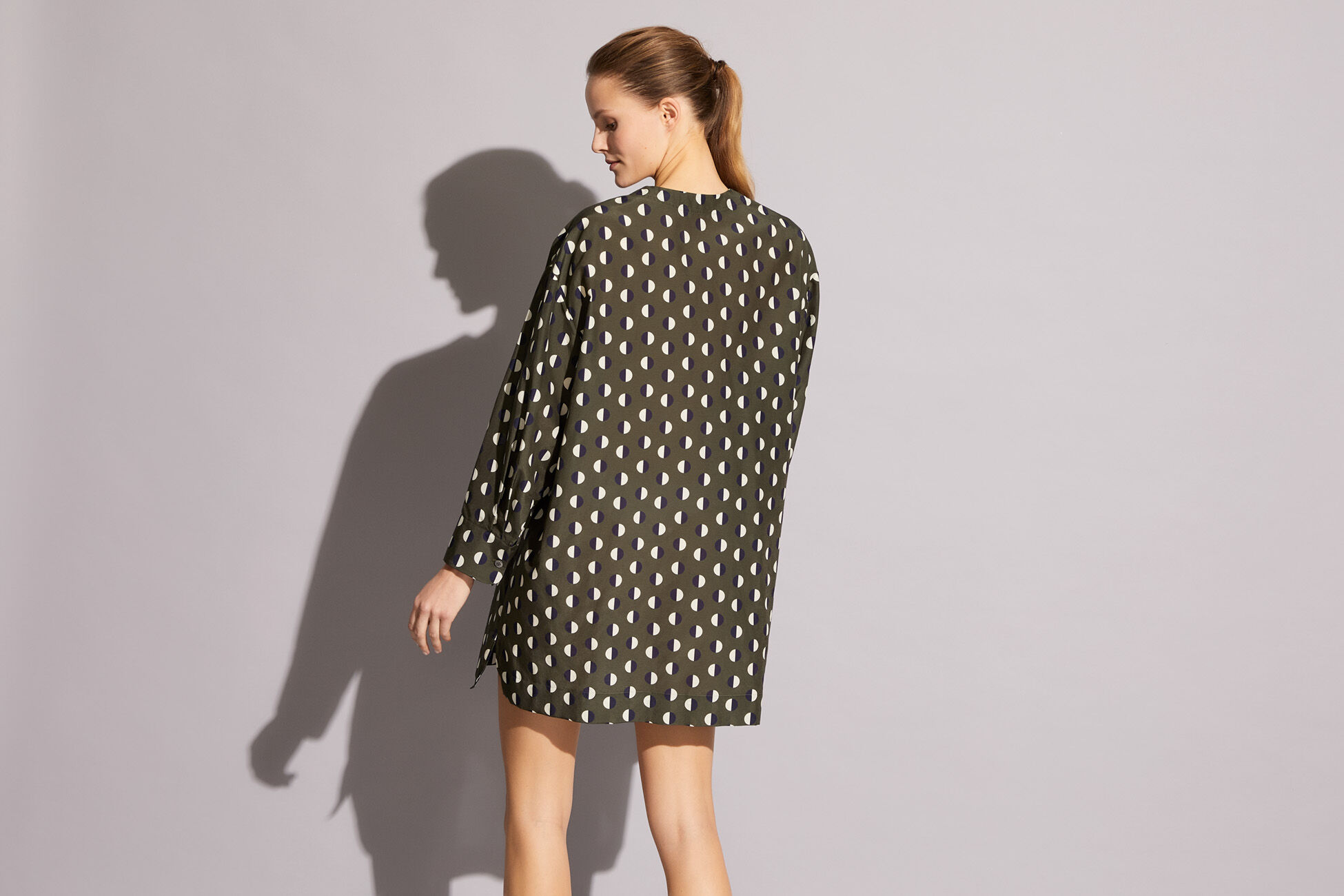 Mars Long shirt standard view �