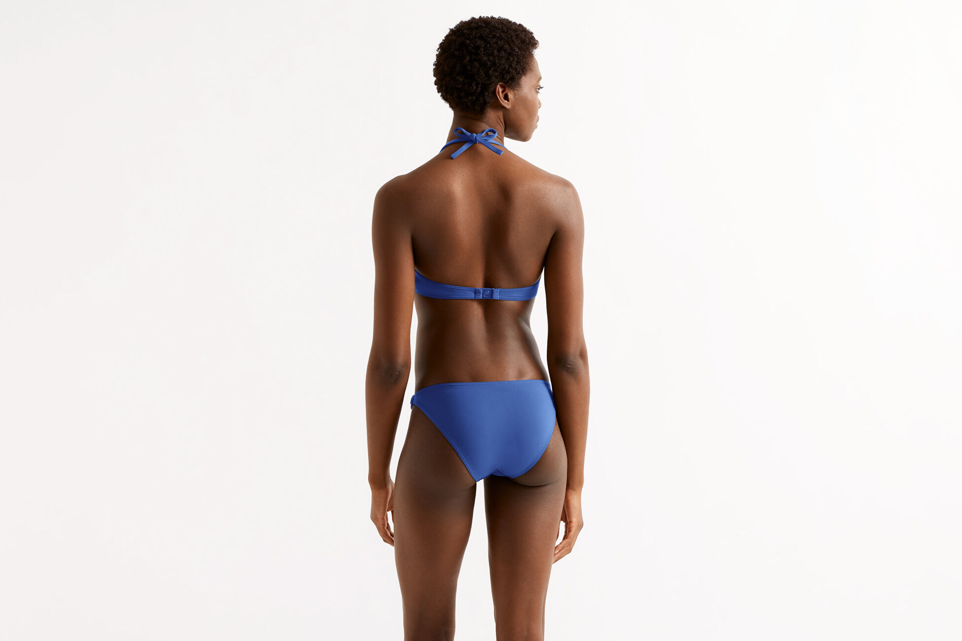 Elena Petit triangle vue standard NaN