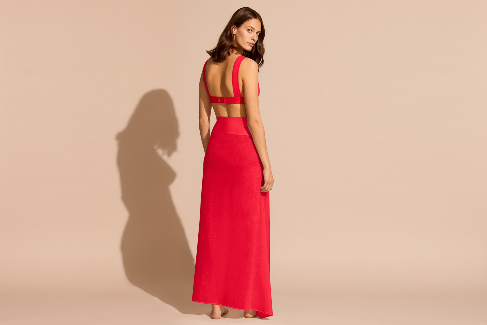 Peplum 2 Long sarong standard view �