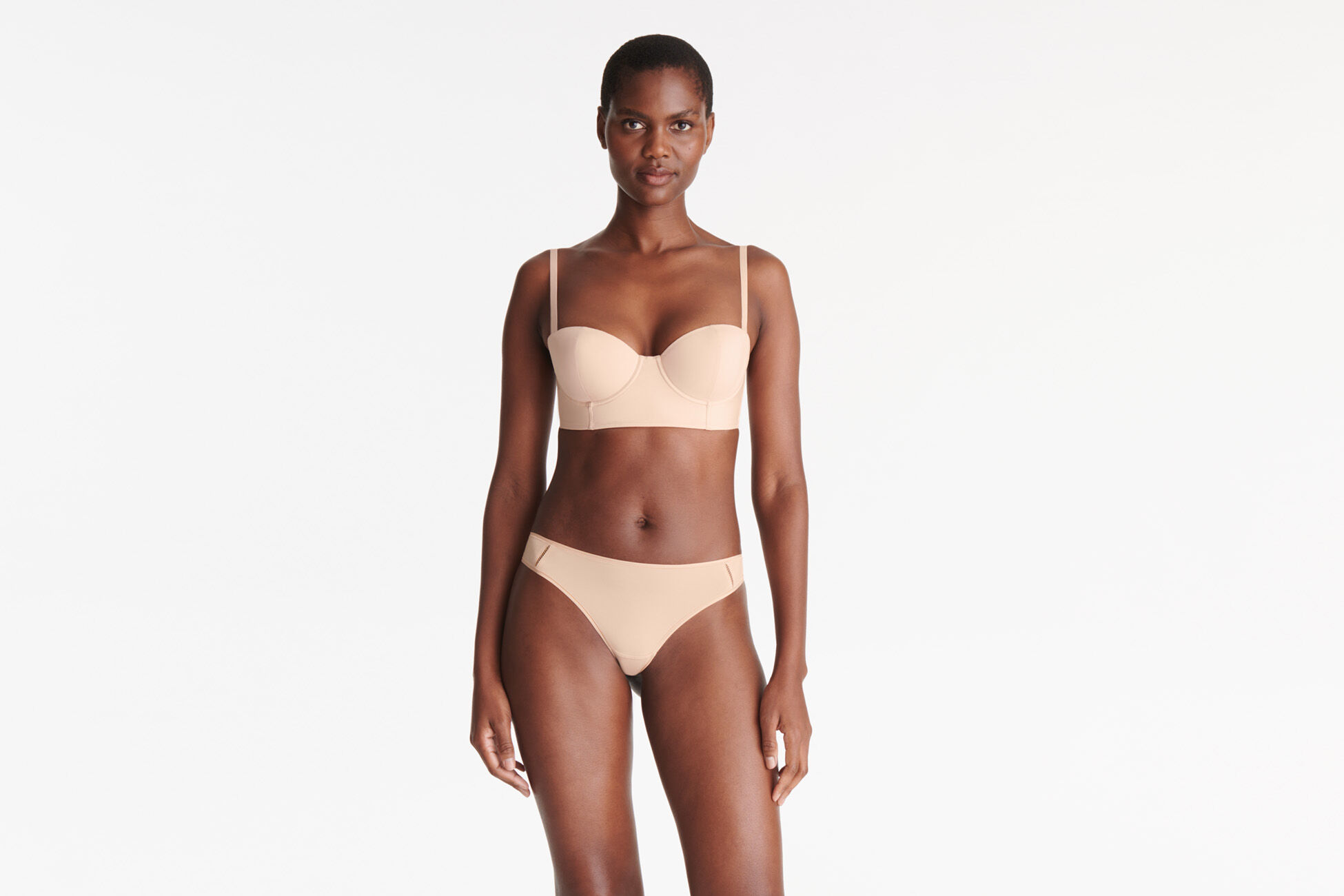Mika Soyeuse Tanga standard view �