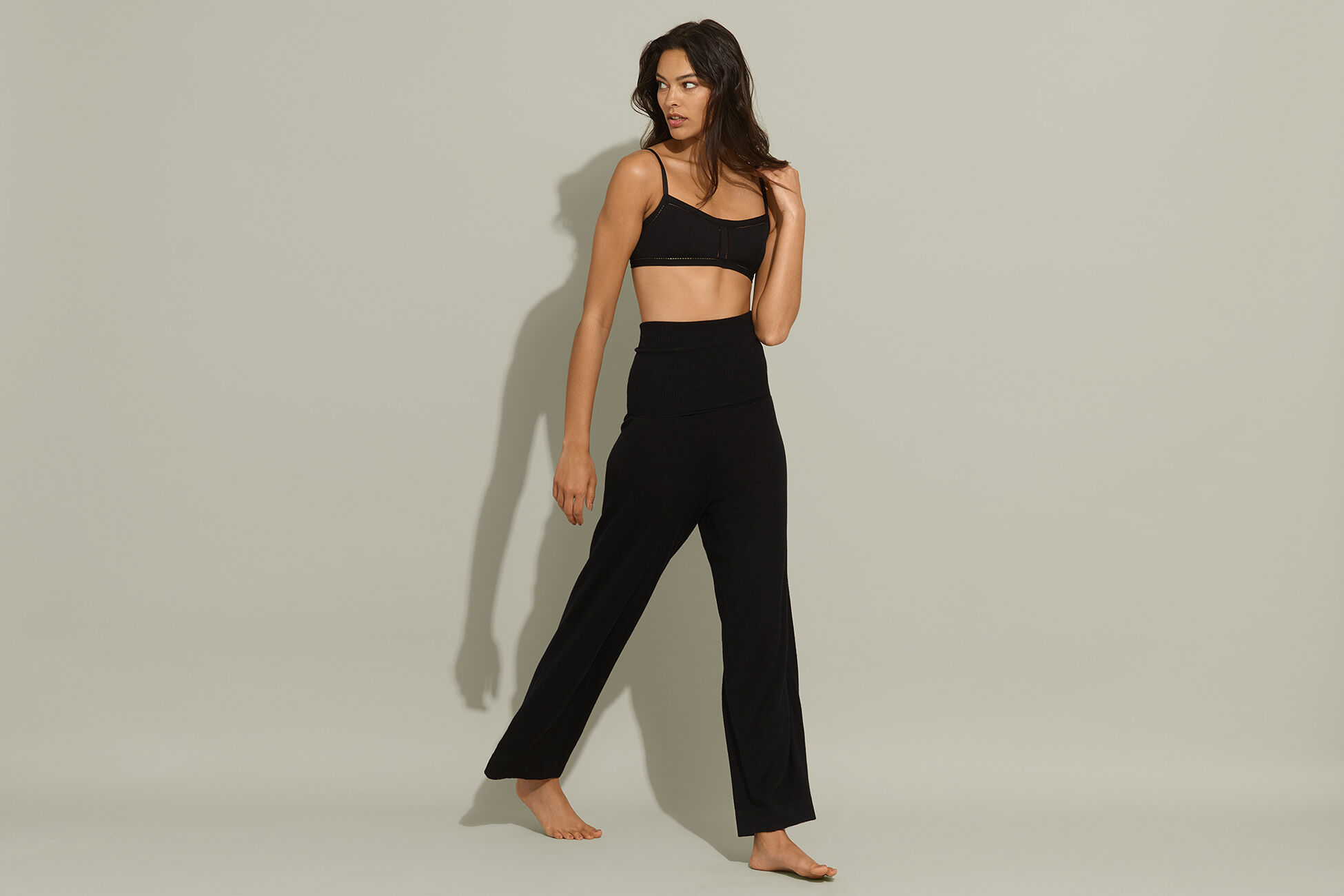 Feuilleton Trousers standard view NaN