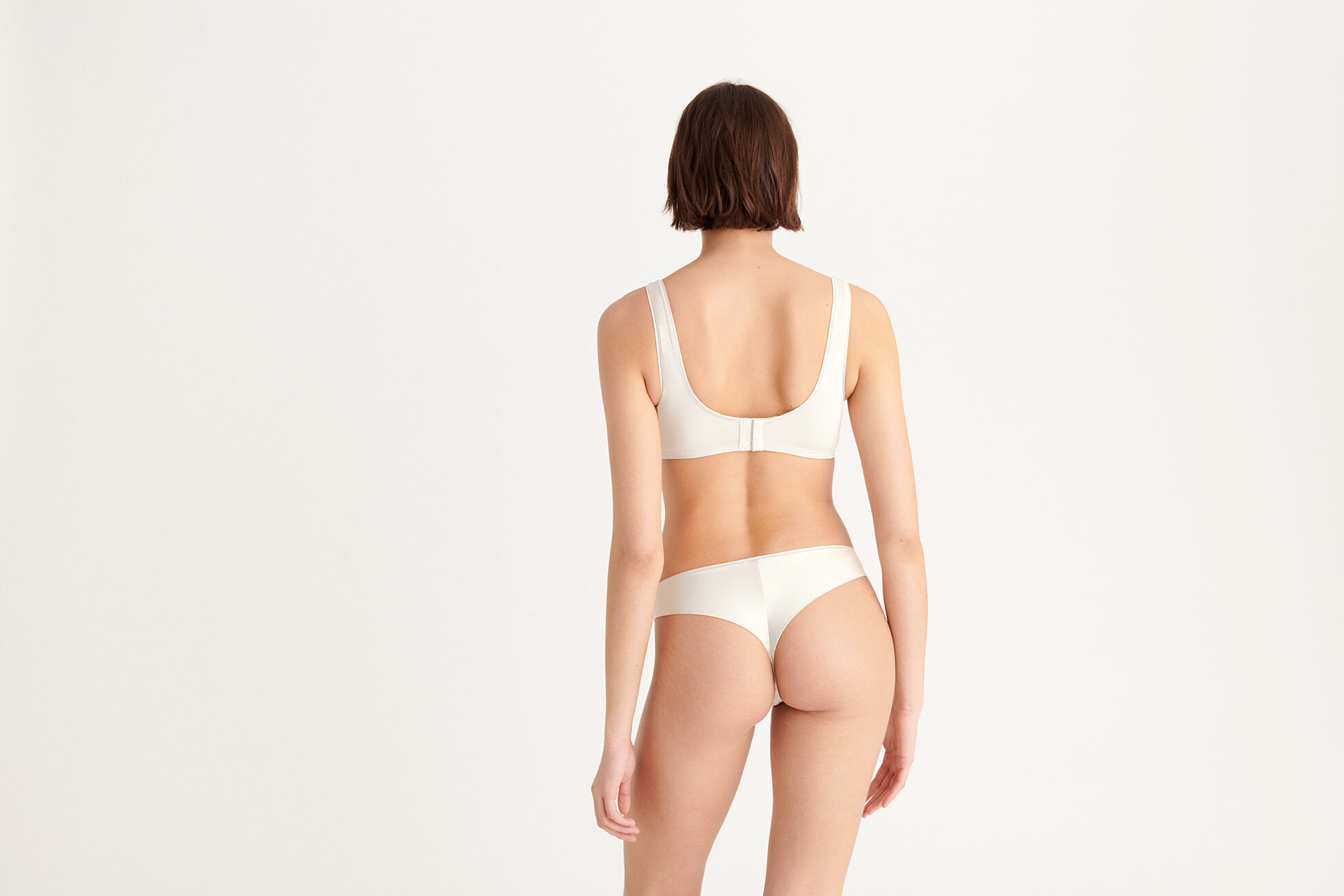 Mika Soyeuse Tanga vue standard NaN