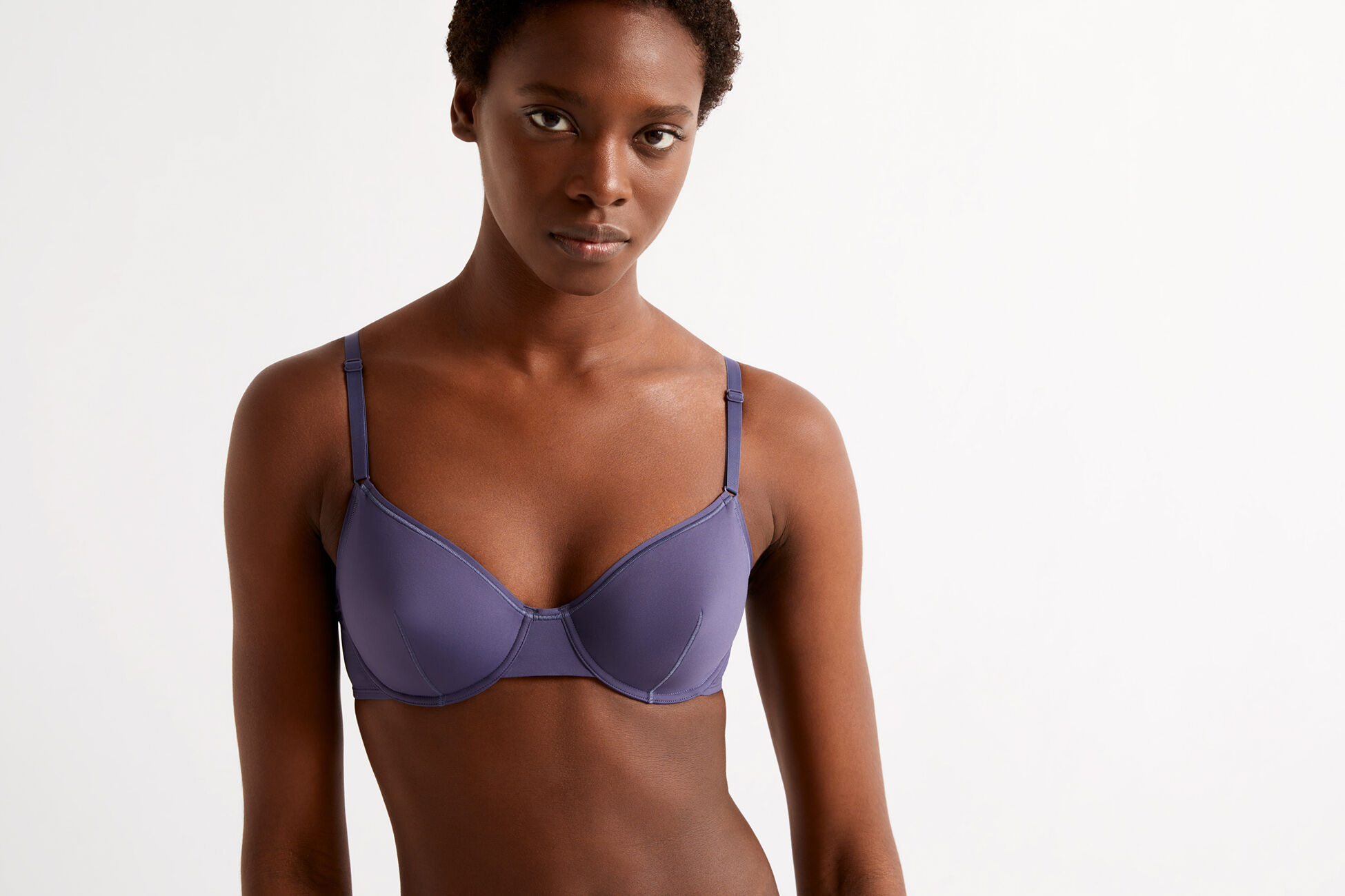 Ilona Soyeuse Emboîtant vue standard NaN