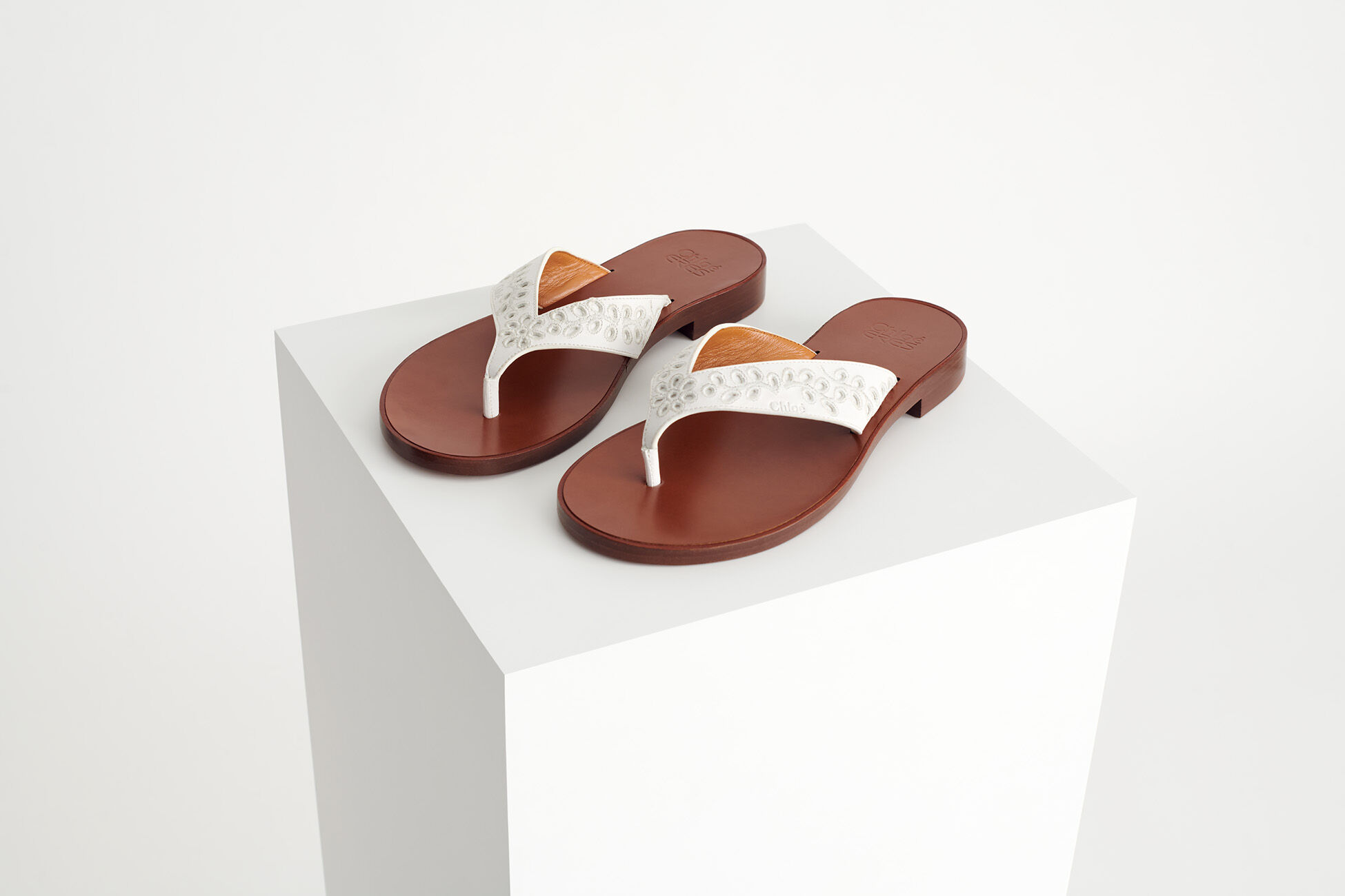 Paz Sandales plates vue standard NaN