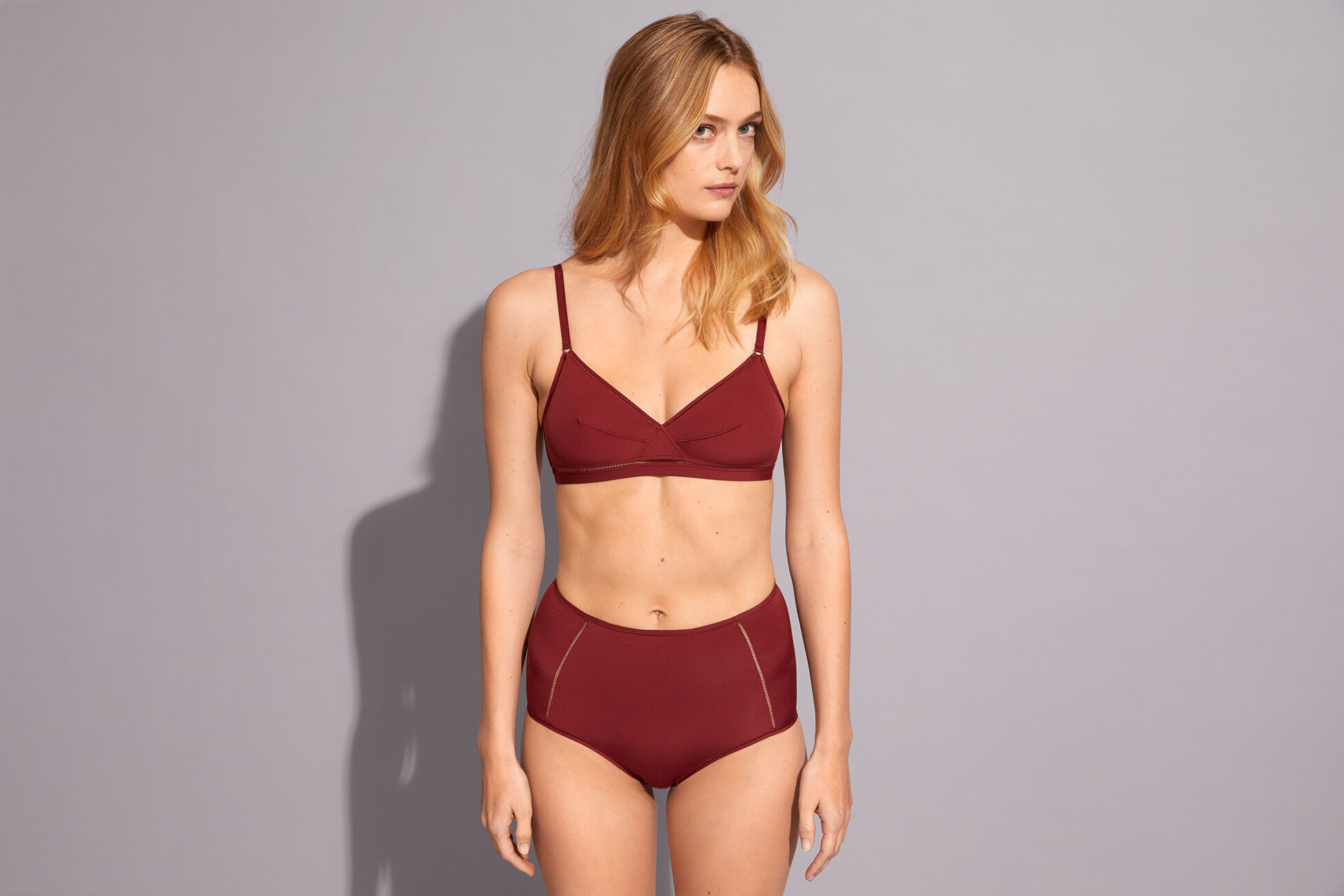 Lydia Triangle bra standard view �