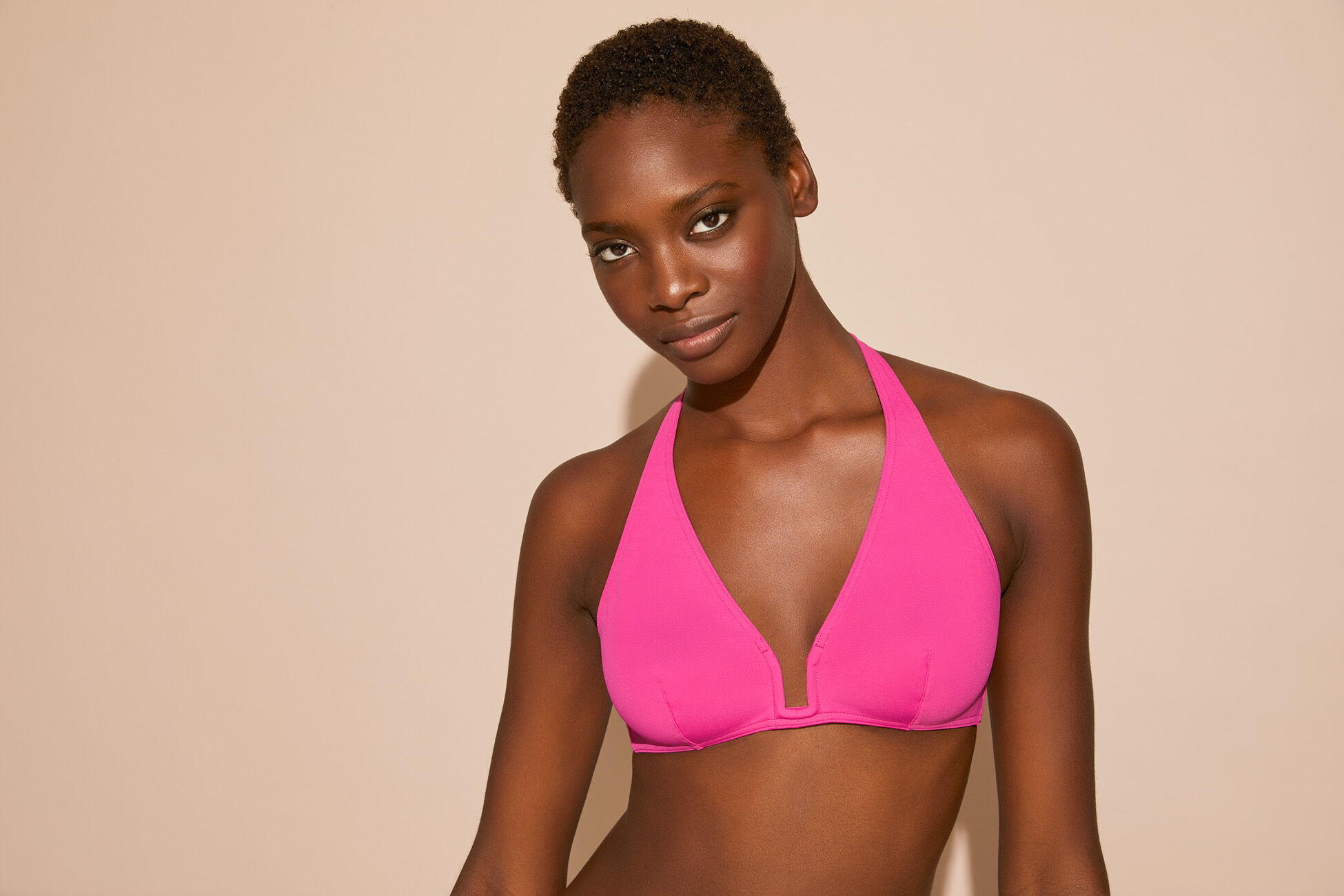 Uni Full-cup triangle bikini top standard view �
