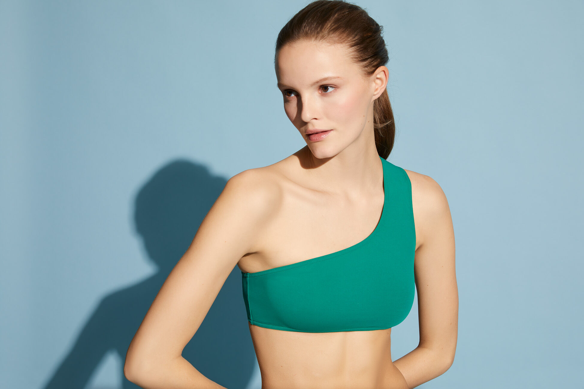 Symbole One-shoulder crop top standard view NaN