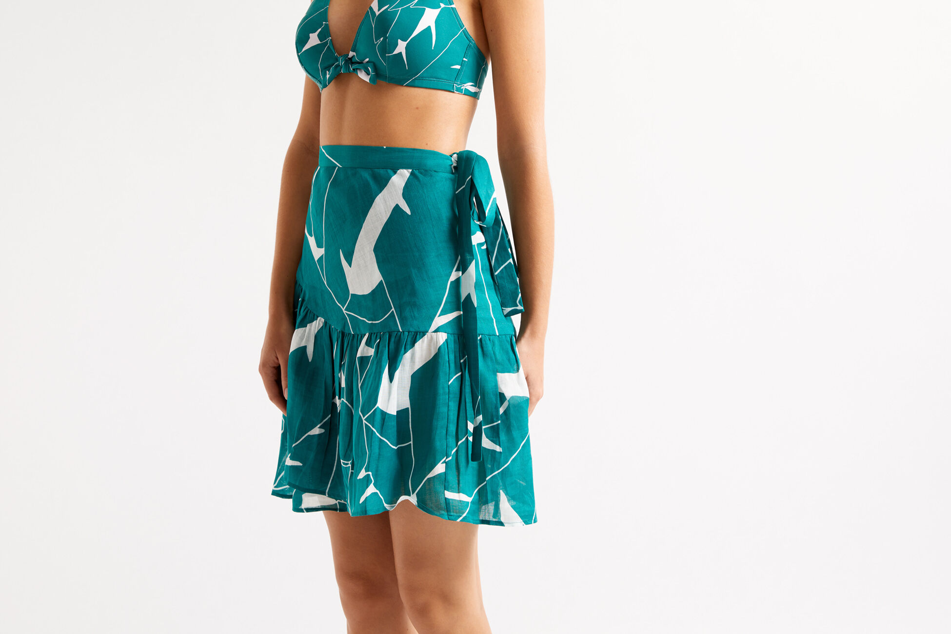 Short deals sarong skirt