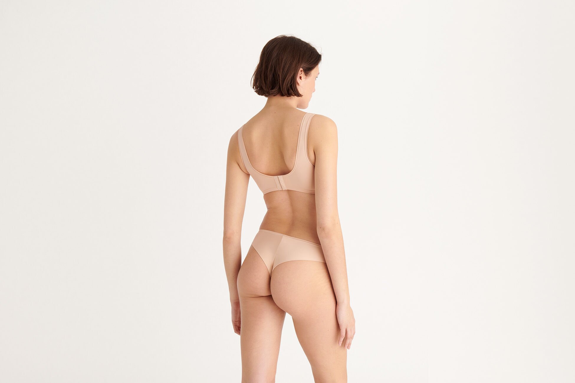 Mika Tanga standard vista NaN